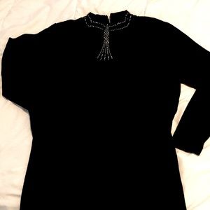 ✨Host pick ✨Rhinestone detail black sweater!